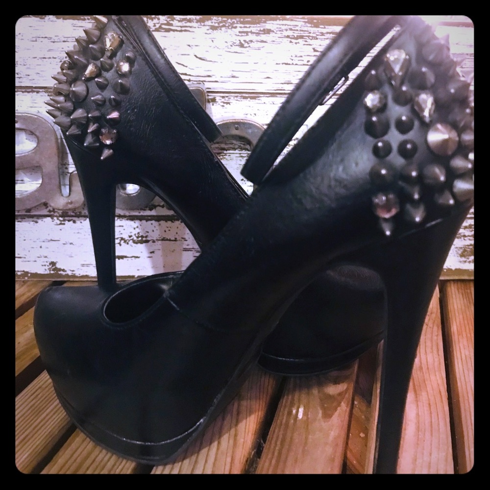 Bakers Stilettos with studs little ankle strap